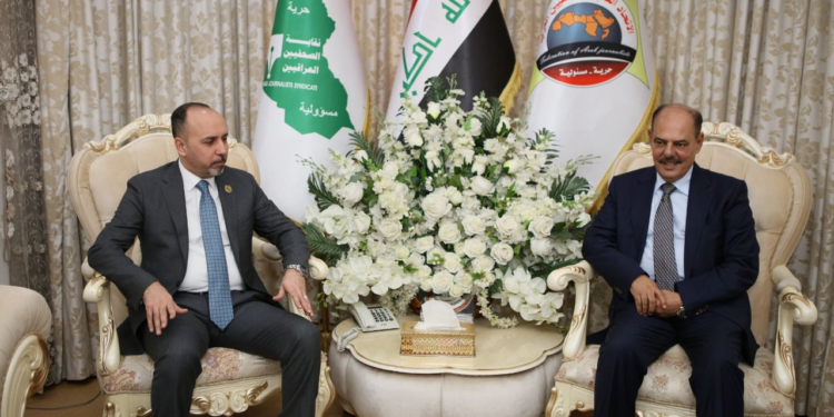 اللامي يلتقي رئيس هيئة النزاهة لتقديم التهنئة والاخير يرد له التهنئة بمناسبة فوزه برئاسة اتحاد الصحفيين العرب