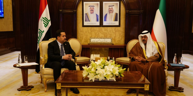 السوداني يعقد جلسة مباحثات مع رئيس وزراء دولة الكويت