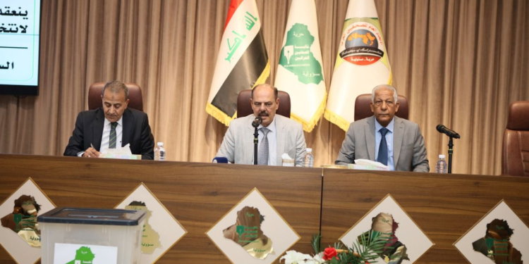 اللامي يرأس أعمال المؤتمر الانتخابي لفرع النقابة في الديوانية لاختيار هيئة أدارية جديدة