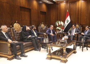 المندلاوي يستقبل وفد من مجلس الشورى الايراني للبحث بتفعيل مذكرة التفاهم بين الطرفين