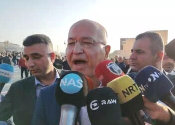 برهم صالح يزور مجلس عزاء ضحايا السليمانية
