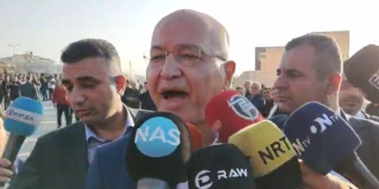 برهم صالح يزور مجلس عزاء ضحايا السليمانية