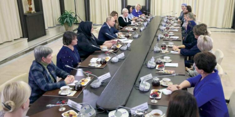 إمدادات السلاح تسابق دعوات التهدئة ,, حرب أوكرانيا تدخل شهرها العاشر