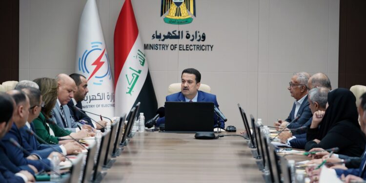 السوداني يزور مبنى وزارة الكهرباء و يصدر توجيهات جديدة