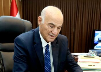 المصادقة على إجراءات تثبيت موظفي العقود في وزارة الموارد المائية