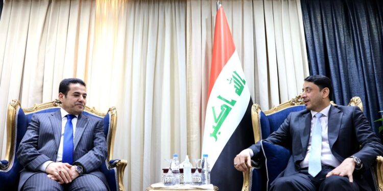 الغزي والأعرجي يؤكدان أهميــــة بذل الجهود لإنجاح مهام الحكومة