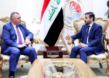 وزير التعليم يوجه دعوة لمجلس الخدمة بشأن “تعيين الخريجين الأوائل”