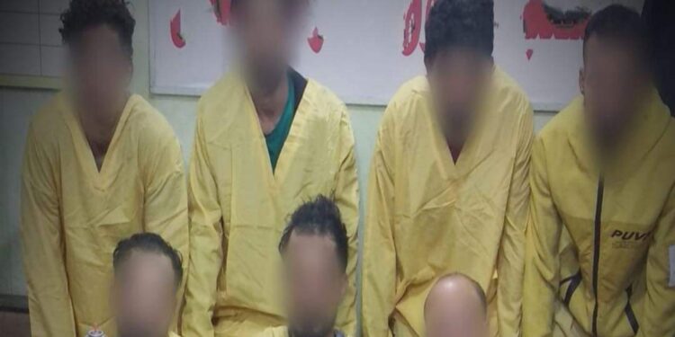 القبض على 9 من تجار المخدرات في 3 محافظات