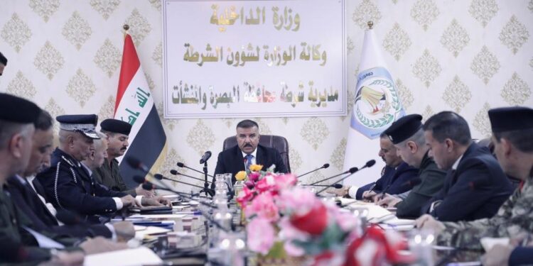 الشمري يصدر 10 توجيهات لقيادة شرطة البصرة