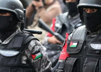 الأمن الأردني يضبط شخصًا “أجبر شخص آخرعلى التعري” خلال بث مباشر في فيسبوك