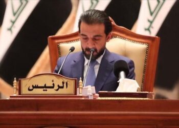 الحلبوسي يقدم طلباً بزيادة رواتب المتقاعدين للجنة المالية