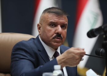 الشمري يصدر أوامر جديدة تتعلق بتقاعد وتمديد خدمة التوظيف لقوى الأمن الداخلي + وثيقة