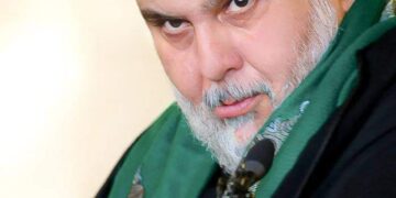 وزير الصدر ينشر عنه عــتب على بابا الفاتيكان بسبب المثليين