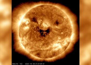 تفسير لصور ناسا الجديدة .. (حين تبتســـتم الشمس)