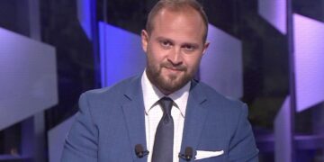 عسكريّو واشنطن “مختلفــــون” عن دبلوماسيّيها