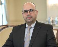 توجيه بتغيير وقت الدوام الرسمي من 8 إلى 7 صباحاً في النجف