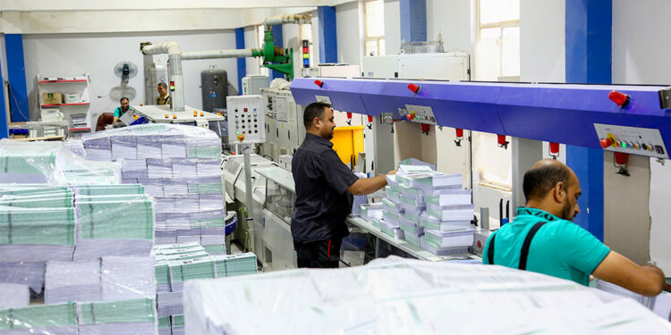 المباشرة بطباعة المناهج الدراسية من قبل “مطبعة العتبة الحسينية”