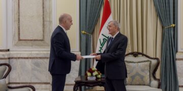 رئيس الجمهورية يستقبل السفير التركي