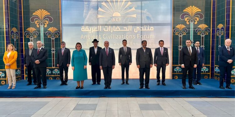 العراق يسترد 18 ألف قطعة أثرية مهربة تعود لحقب مختلفة