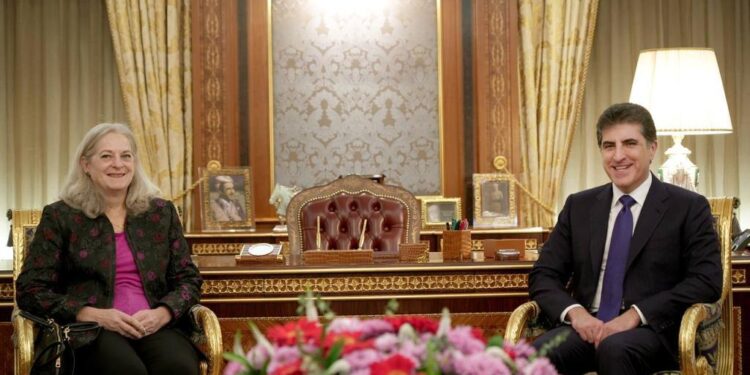 نيجيرفان يؤكد أهمية وجود “تفاهم ورؤية مشتركة” حول إدارة العراق وثرواته