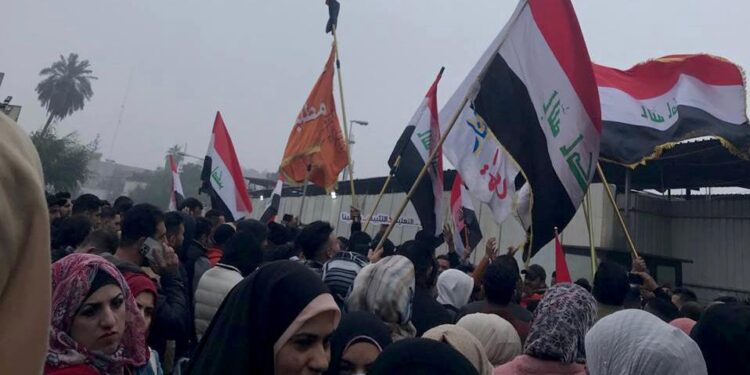 تظاهرات وهتافات “حقي صار التثبيت”