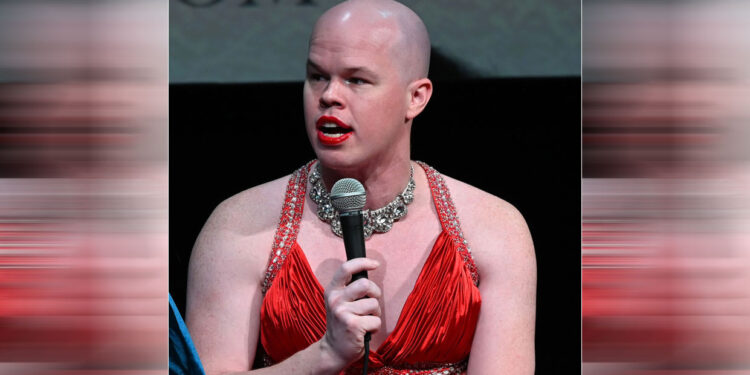 حادثتان لـ”سرقة أمتعة المسافرين” بالمطار تطيـــح بمسؤول أميركي كبير