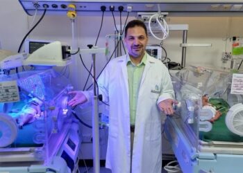 معجزة طبية تنقذ حياة طفل وحلم امرأة بالأمومة