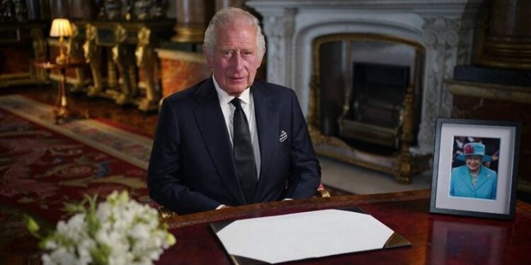 الملك تشارلز يمنح أوسمة ملكية لحوالي ألف شخصية مؤثرة