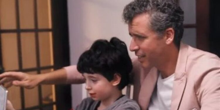 رجل يتبرع بحيواناته المنوية ويصبح أبا لـ117 طفلا