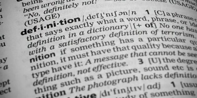 قاموس كامبريدج يعيد تعريف معنى كلمة امرأة لتشمـــل الرجال