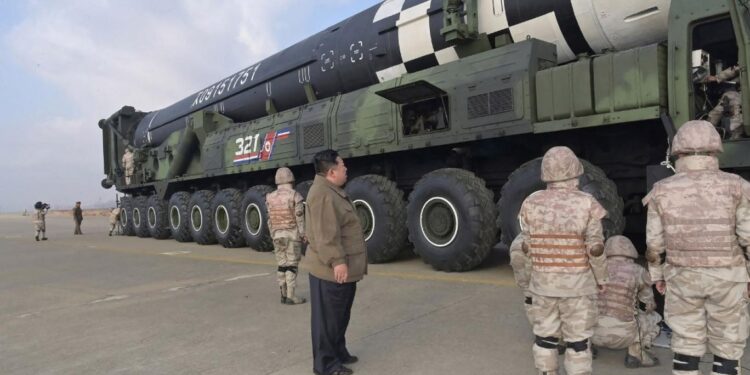 (سيول وواشنطن وطوكيو) تـدرس عقوبات ضـــد كوريا الشمالية