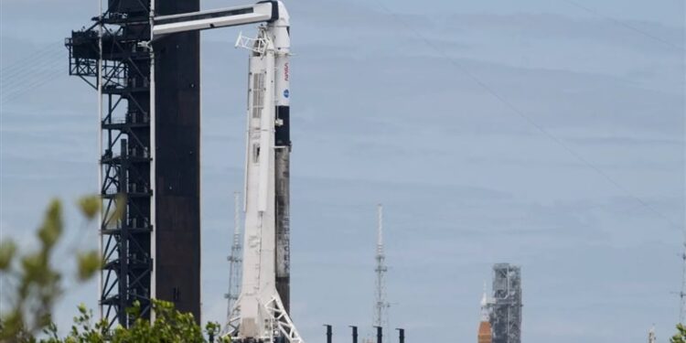 فشل أول رحلة تجارية لصاروخ (فيجا- سي) الفضائي