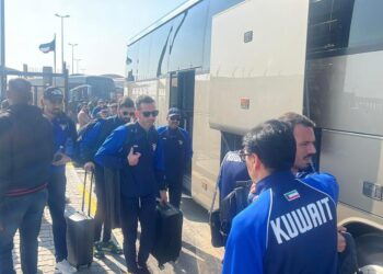 صور وفد المنتخب الكويتي اثناء وصوله إلى البصرة