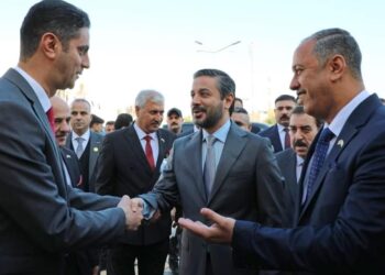 وزير التعليم يصل الأنبار
