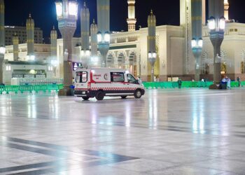إنقاذ حياة معتمر آسيوي توقف قلبه في المسجد النبوي
