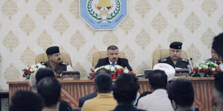 وزير الداخلية يجري سلسلة لقاءات واجتماعات في البصرة
