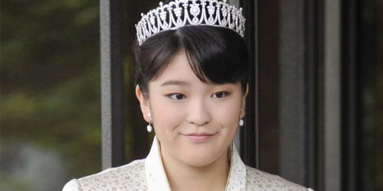 ابنة إمبراطور اليابان أمام خيـــارين “أحلاهما مر”