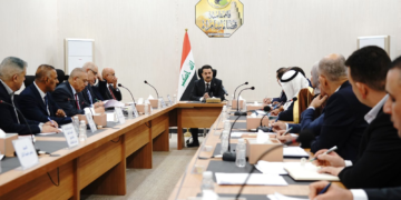 السوداني يجتمــع بمسؤولي الدوائر الخدمية والقطّاعية لقضاء سامراء