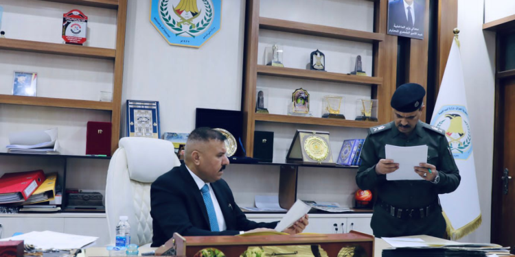 وزير الداخلية يزور مديرية الأحوال المدنية والجوازات والإقامة