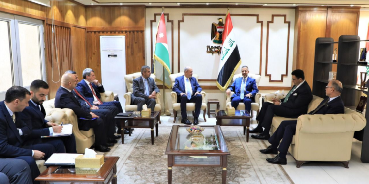 وزير التخطيط ، يستقبل وزيري “الصناعة والطاقة الاردنيين”