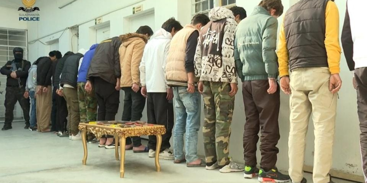 الشرطة تردّ بحملة اعتقالات بعد انتشار فيديو “الاعتداء على فتاة في السليمانية”