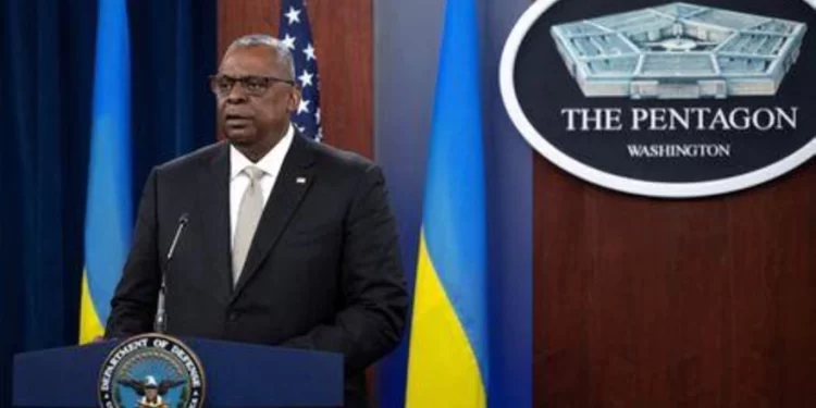 وزير الدفاع الأمريكي “يــنذر تركيا” من عملية عسكرية جديدة في سوريا