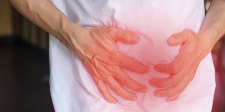 “الداء البطني” أسبابه وأعراضه وطرق علاجه