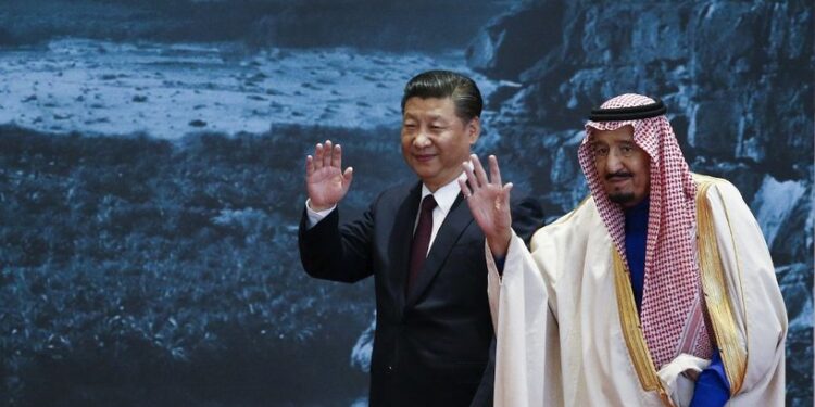 الرئيس الايراني  .. بعض مواقــــف الرئيس الصيني خلال زيارته للخليج أثارت “استياء الشعب والحكومة في إيران”