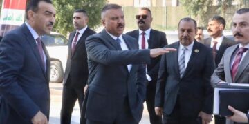 وزير الداخلية يوجه بــ(تشكيل خلية استخبارية لتسلم الملف الأمني) في 3 محافظات