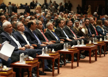 الكشف عن اتفاق بين (الإطار والبارتي) بشأن قانون النفط والغاز