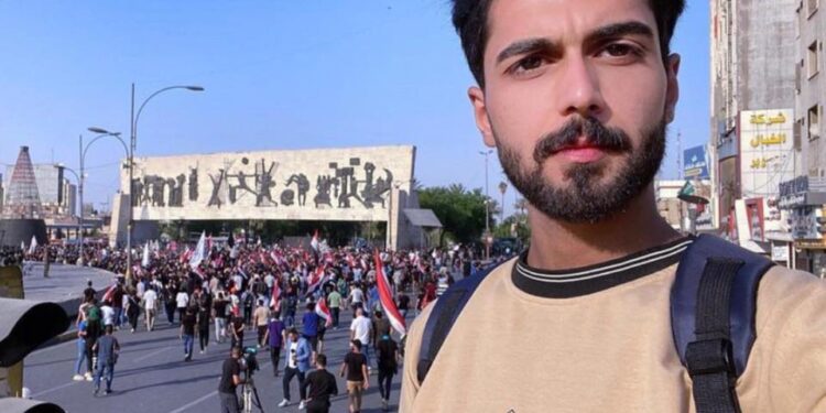 قصة الناشط حيدر الزيدي الذي حكم عليه بالسجن 3 سنوات ؟   قرار اثار الغضب في العراق
