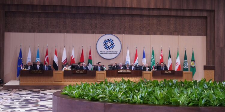 حديث وزير الخارجية السعودي ونظيره الإيراني عن العراق ؟