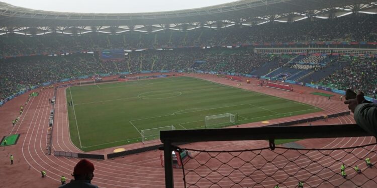 الاعلان عن امتلاء ملعب البصرة بالجماهير قبل 3 ساعات من بدء مباراة العراق وقطر