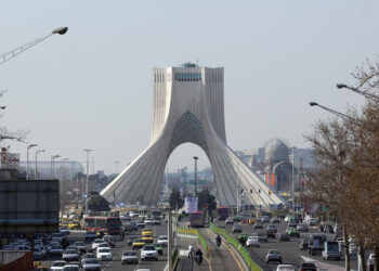 ايران تستدعي السفير الكوري الجنوبي احتجاجاً على وصفها بـ(عدو الامارات)